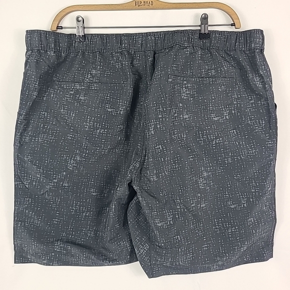 NWT UNIQLO Mens Geared Shorts 8" Lightweight Water-Repellent Grey Outdoor Sz 3XL - Picture 6 of 6